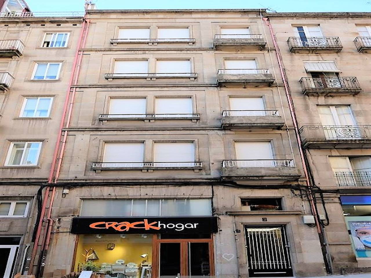 Entire apartment, Apartment in Ourense near Hot Springs in Ourense, Ourense Region