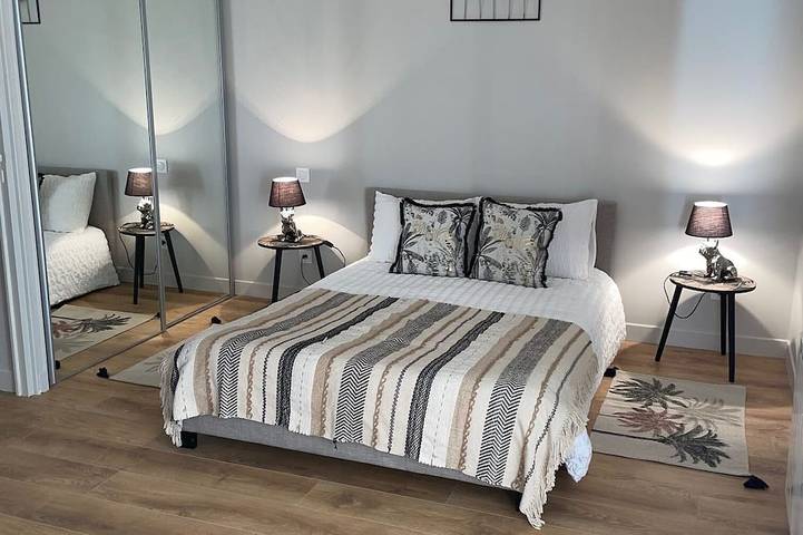 Location de vacances pour 22 personnes, avec sauna et jardin à Aubenas - 2