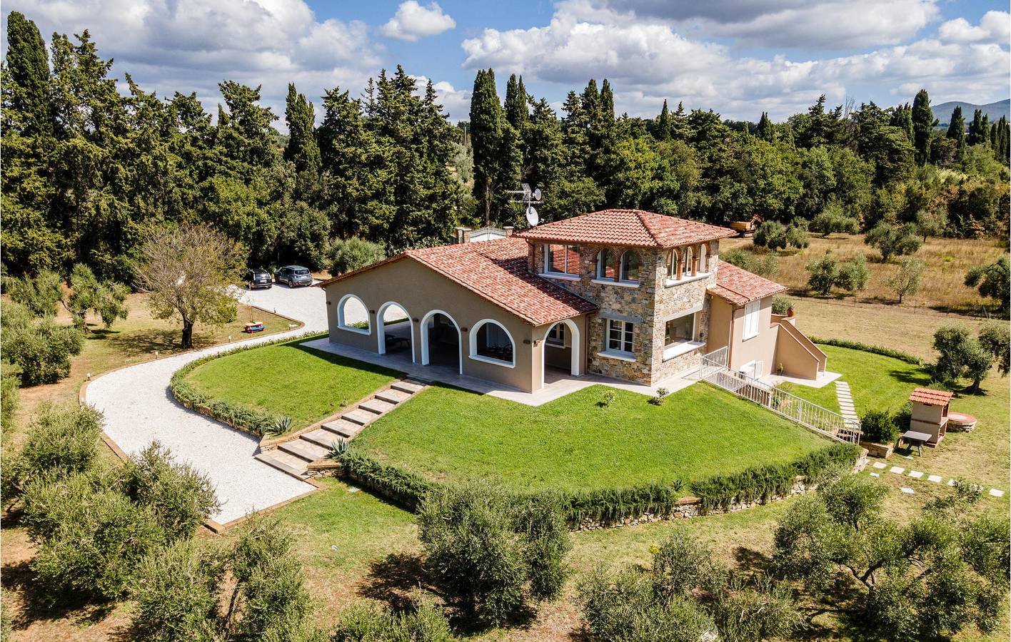 Paradies am Pool mit Klimaanlage, Parkplatz und WiFi in Bibbona, Etruskische Küste