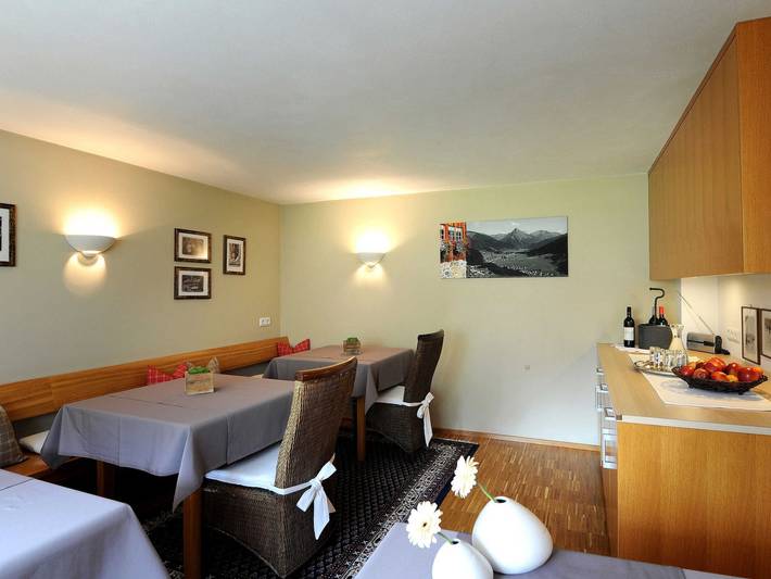 Hostel für 2 Personen, mit Balkon und Garten sowie Sauna in Au - 2