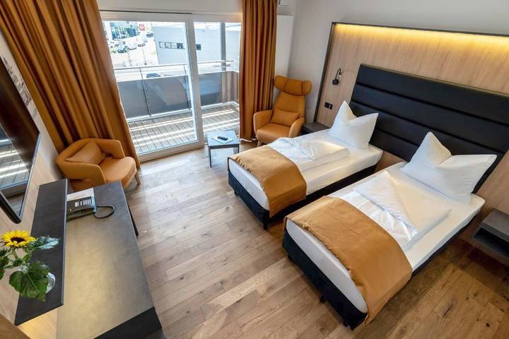 Hotel für 2 Personen, mit Sauna und Ausblick sowie Terrasse in Augsburg und Umgebung - 3