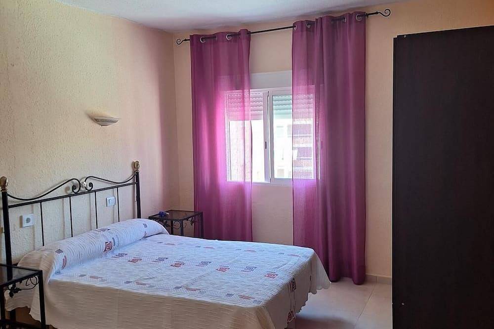 Ganze Wohnung, 3-bedroom apartment 100 m from the beach in Moncofa, Costa del Azahar