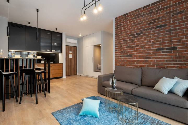 Gîte pour 6 personnes, avec balcon/terrasse, adapté aux familles à Poznań - 2