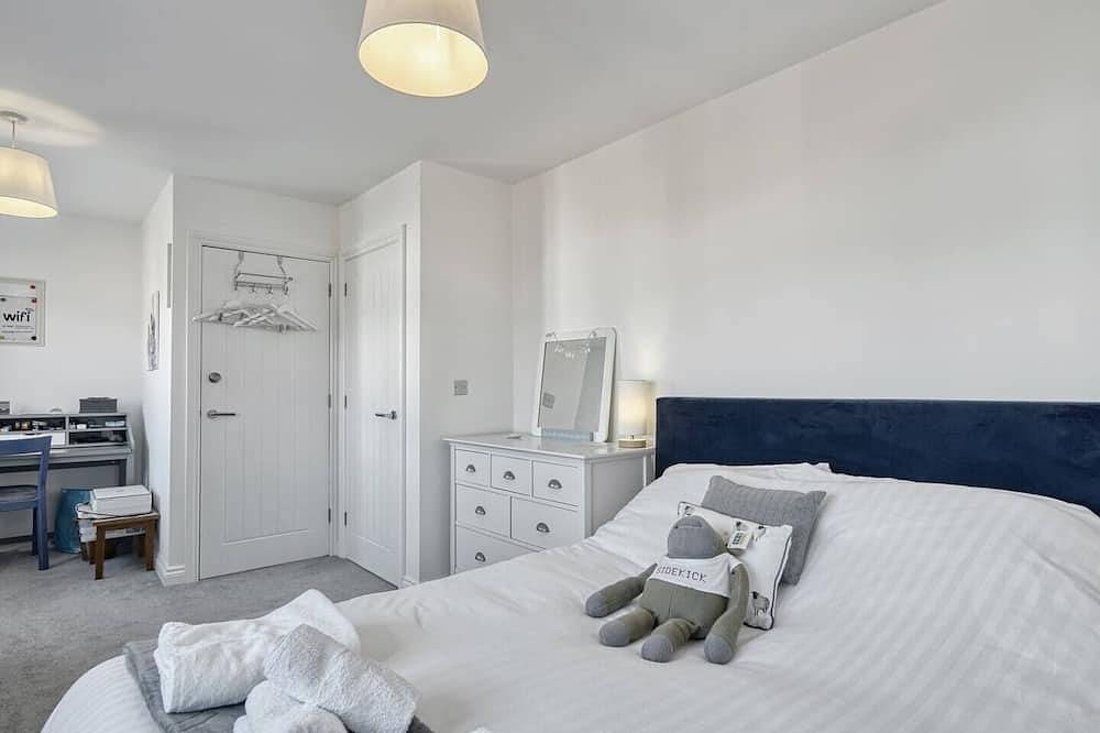Modern Manchester House with Airport Links - Pass the Keys in Stockport, Greater Manchester