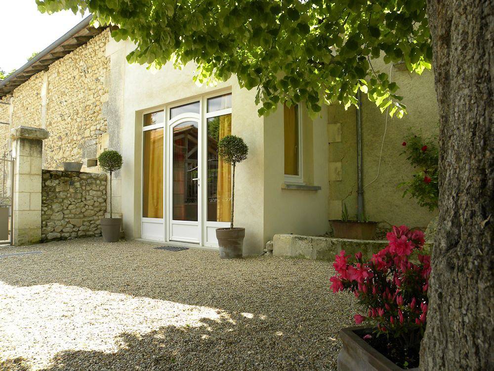 Le Préau - Chambre anis et chocolat in Grand-Brassac, Périgord Vert