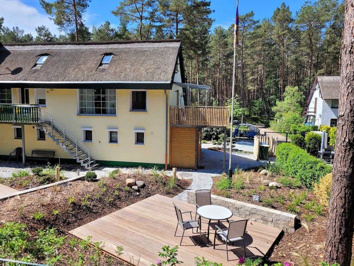 Ferienwohnung für 3 Personen, mit Terrasse und Garten, kinderfreundlich in Karlshagen - 2