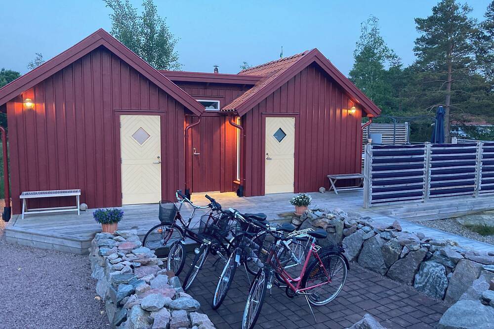 Charming 2-bedroom house new built in wonderful Grebbestad in Norra Västkusten