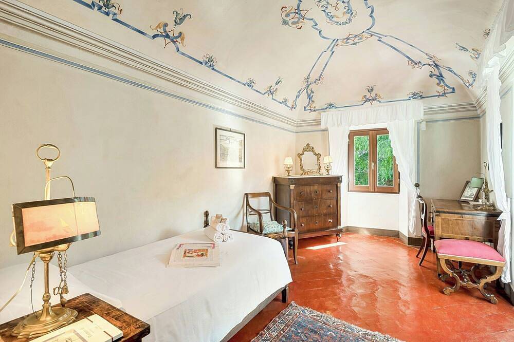 Historische Villa mit Naturpool in Pontremoli in Pontremoli, Nationalpark Toskanisch-Emilianischer Apennin