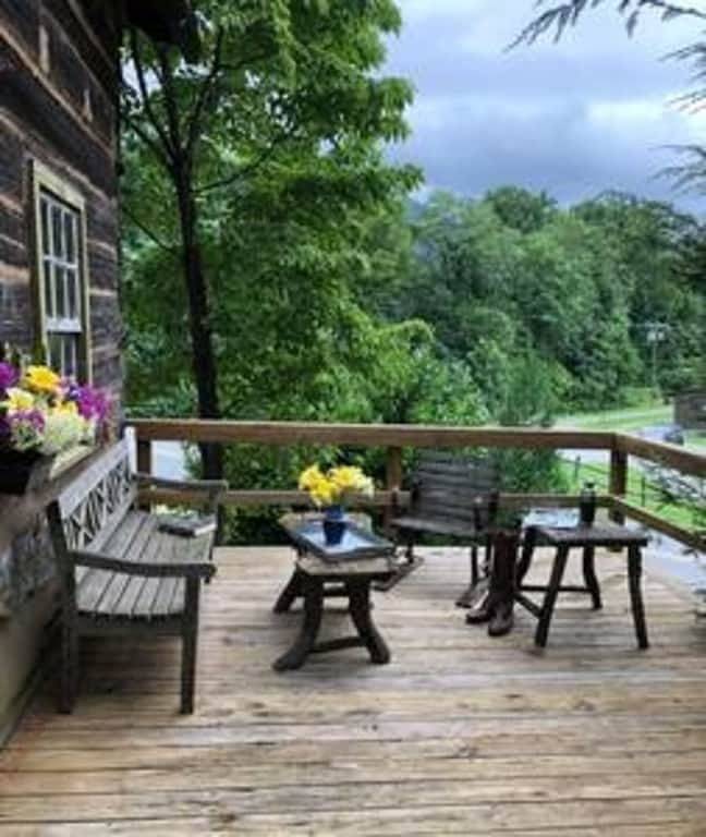 Historische Pea Ridge Cabin, ca. 1820, außerhalb von Tryon, Nc in Tryon, Polk County NC