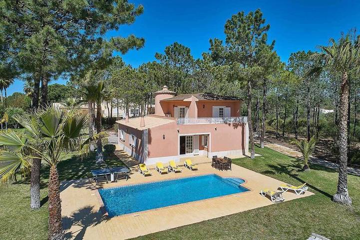 Villa pour 6 personnes, avec jardin et terrasse à Faro