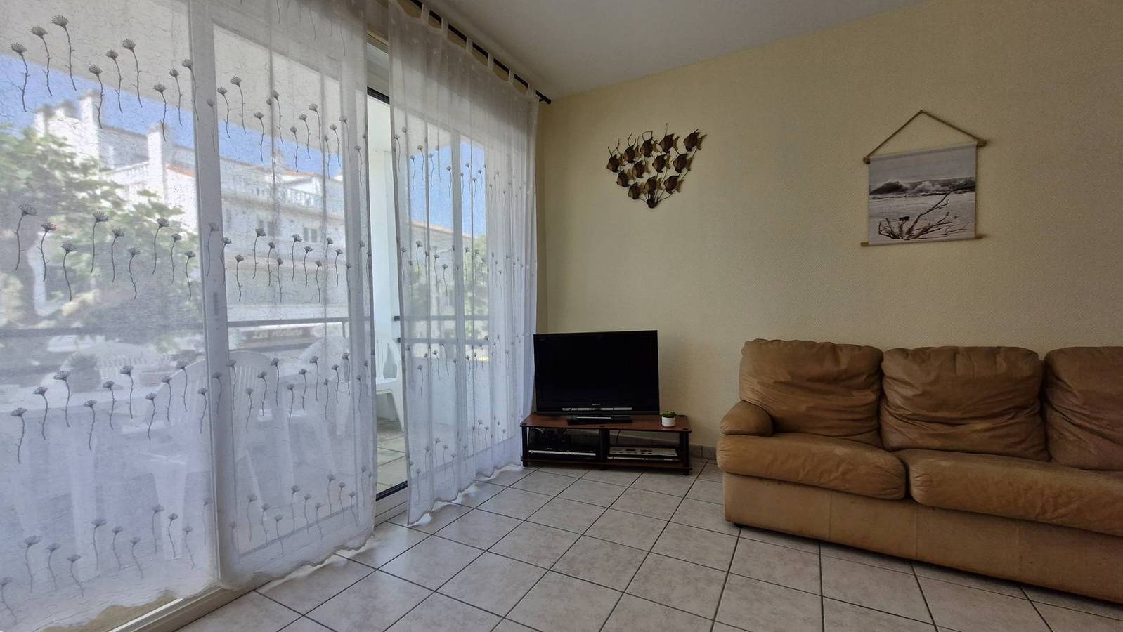 Ganze Wohnung, Royan - Wohnung mit Idealer Lage - Terrasse - Privatgarage in Royan, Côte de Beauté
