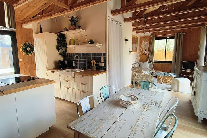 Villa pour 6 personnes, avec terrasse ainsi que jacuzzi et jardin à Lanton