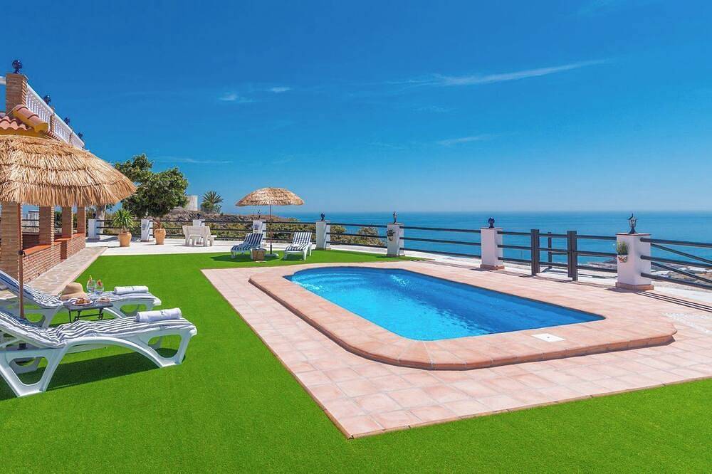 Casa vacanza a Torrox a partire da 215€ a notte