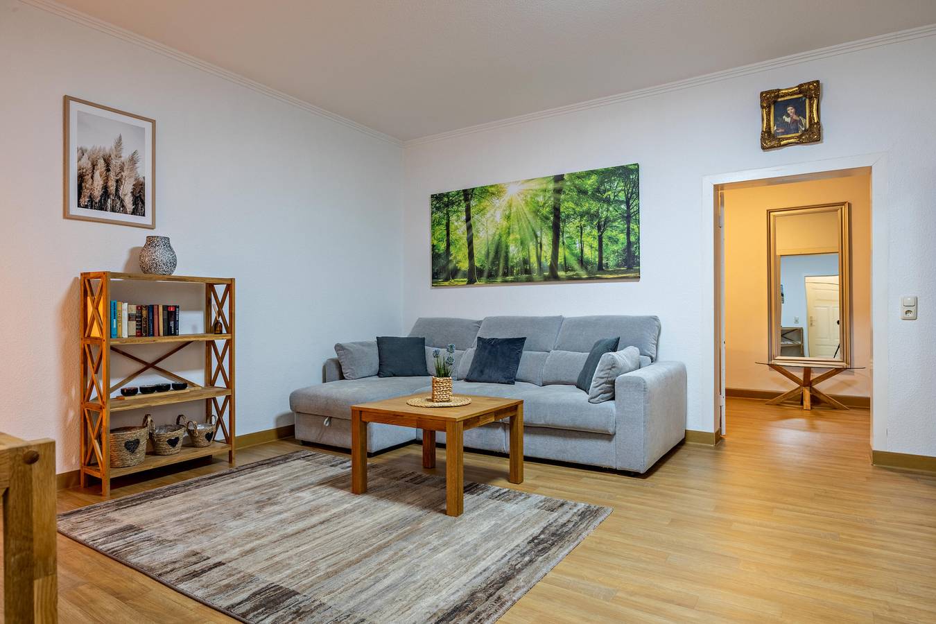 Ganze Wohnung, Ferienwohnung 'Storchenzimmer' mit Gemeinschaftsterrasse und Wlan in Buchholz, Müritz
