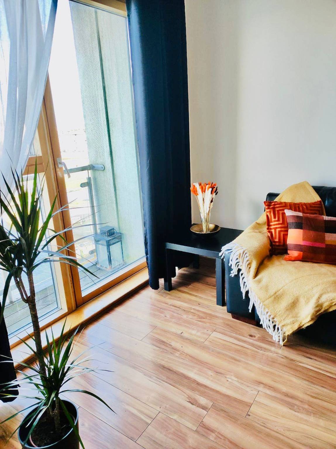 Ganze Ferienwohnung, Waterfront Views 2 Beds / 2 Baths in Dublin, County Dublin