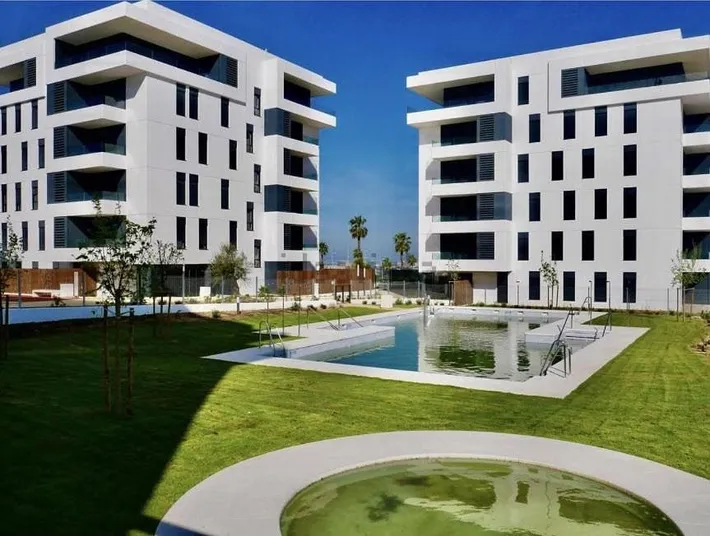 Apartamento de vacaciones para 4 personas, con terraza y piscina - 1