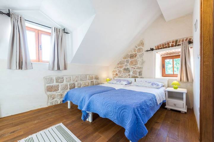 Villa pour 8 personnes, avec terrasse et jardin à Mlini - 2