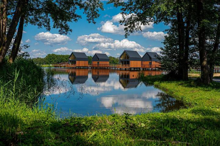 Domek letniskowy dla 7 osób, z widok i widok na jezioro oraz balkon, zwierzęta dozwolone - 1