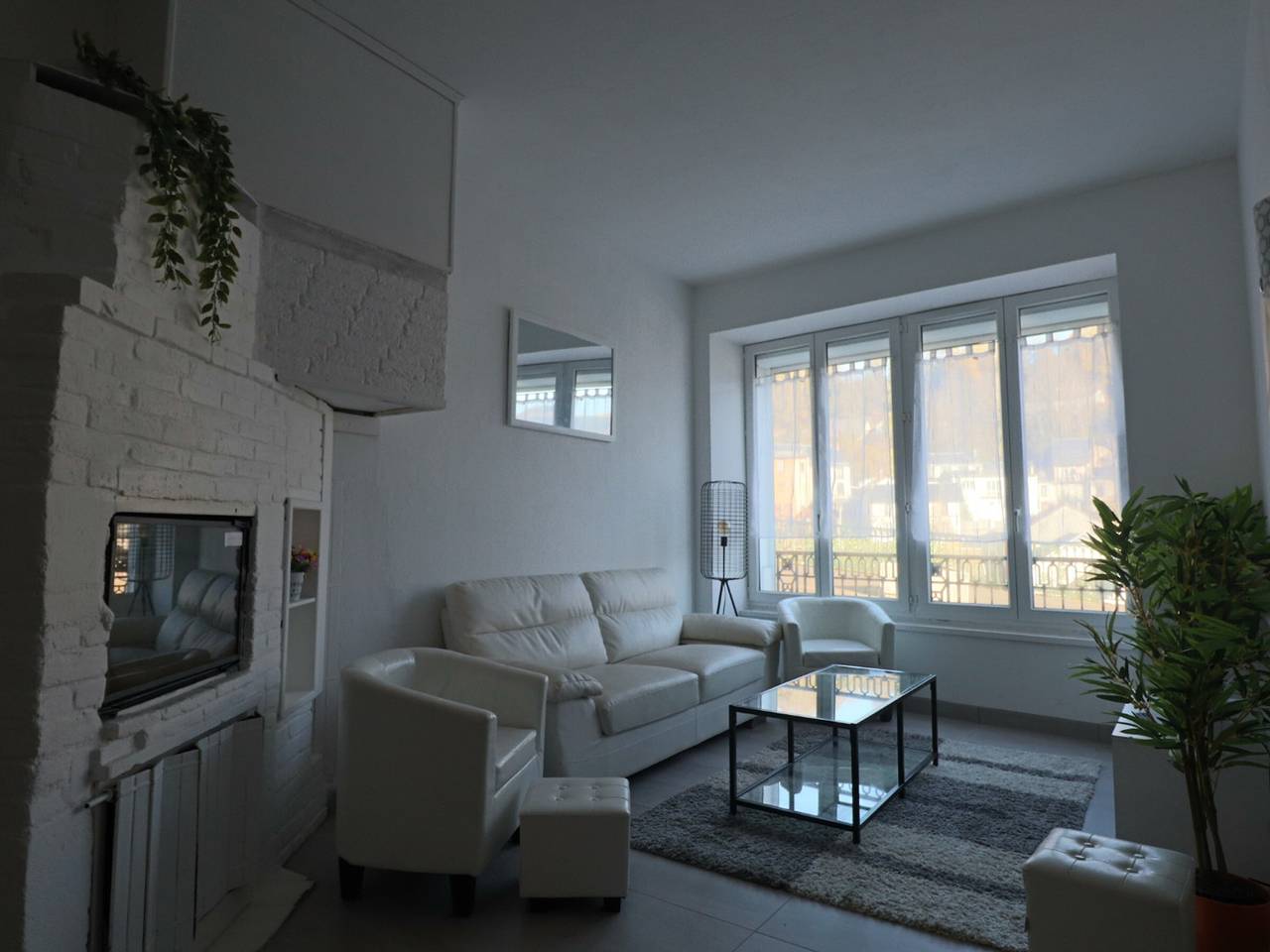 Amplia casa para hasta 8 personas en La Bourboule in La Bourboule, Parque Natural Regional Volcans d'Auvergne