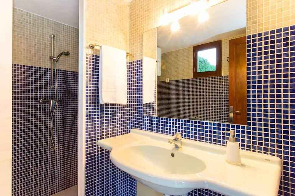 Fantastische Villa mit Pool, Wlan und 300 m vom Strand von Cala Millor entfernt in Cala Millor, Son Servera