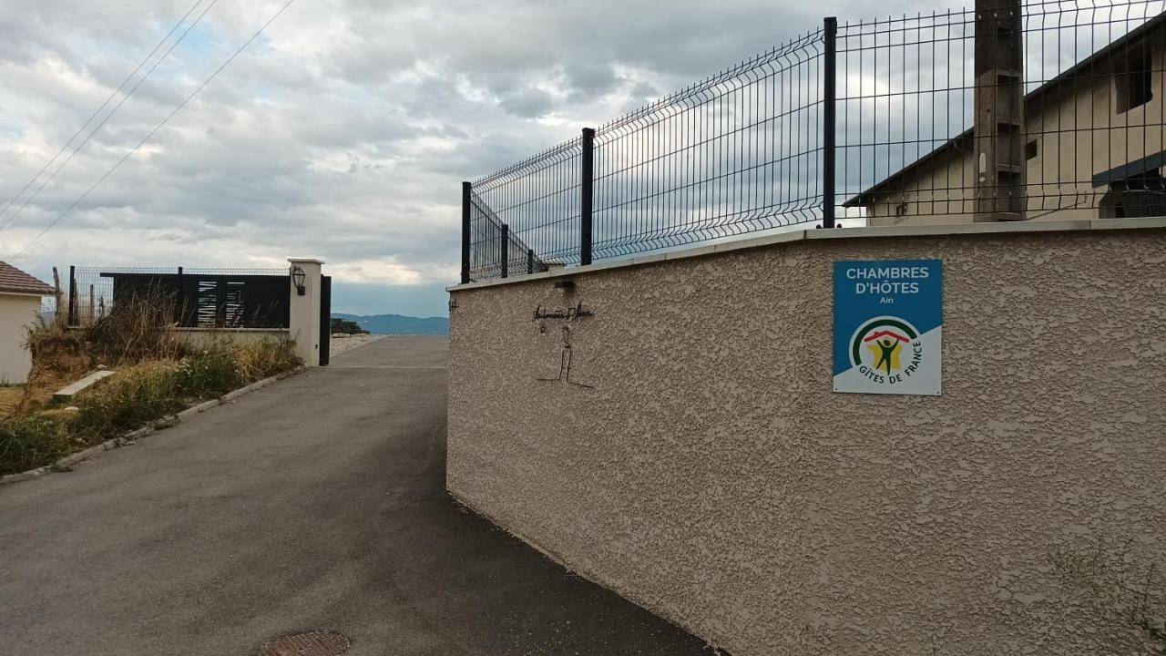 Triple Room in Châtillon-la-Palud, Ain