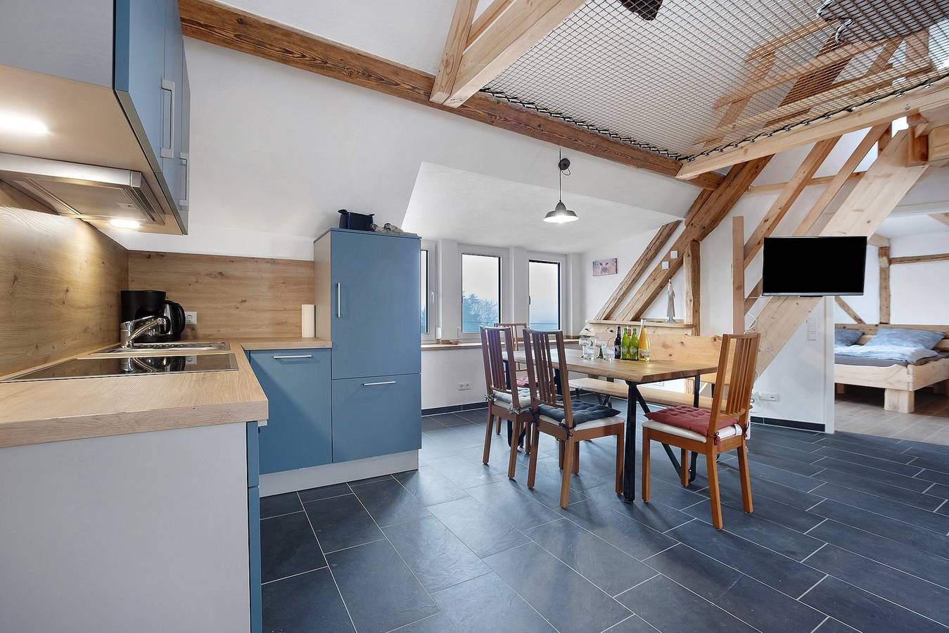 Ganze Wohnung, Apartment 'Unit 1' mit Bergblick, gemeinsamer Terrasse und Garten in Ebersbach-Musbach, Region Bodensee-Oberschwaben