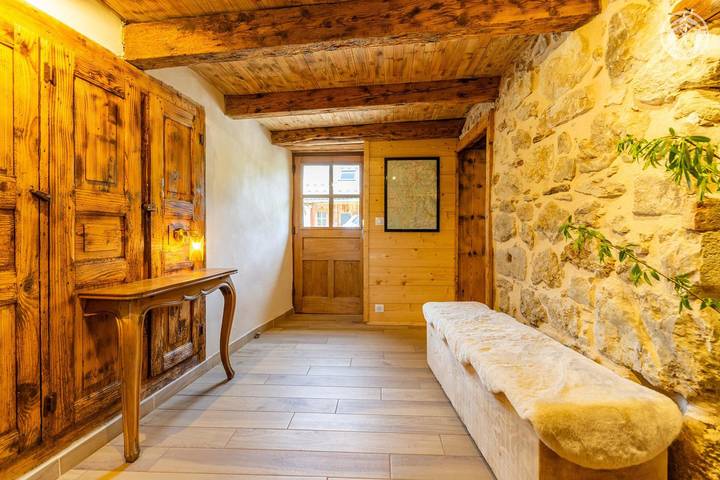 Gîte pour 6 personnes, avec terrasse et jardin à Entremont-le-Vieux - 3
