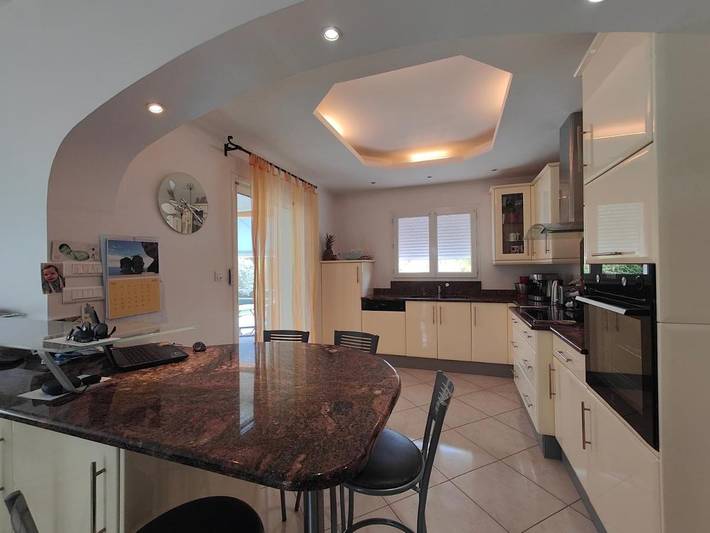 Gîte pour 2 personnes, avec piscine et jardin à Poussan - 3