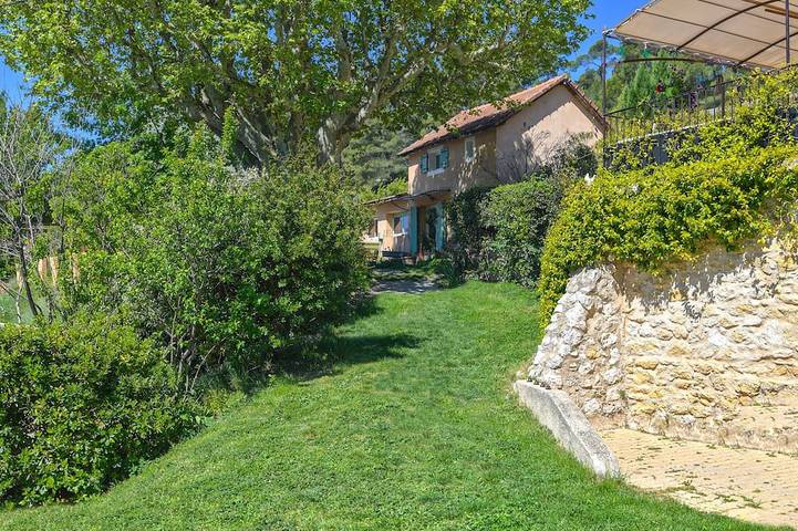 Ferienhaus für 8 Personen, mit Pool und Garten sowie Whirlpool, mit Haustier - 1