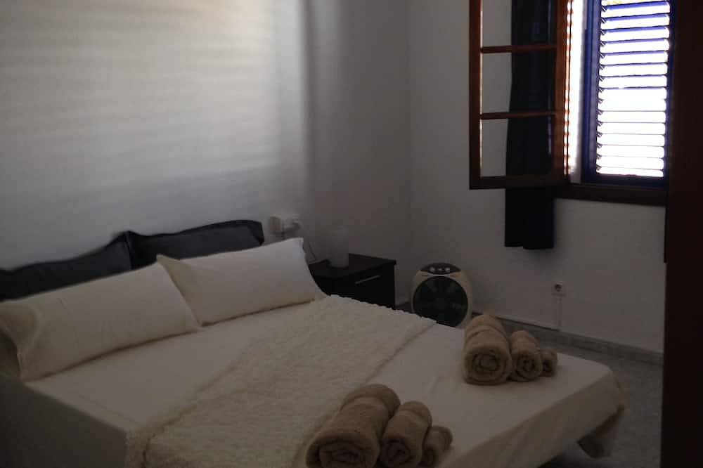 650 m de la plage 8 min à pied avec jardin in Cala d'Or, Santanyí