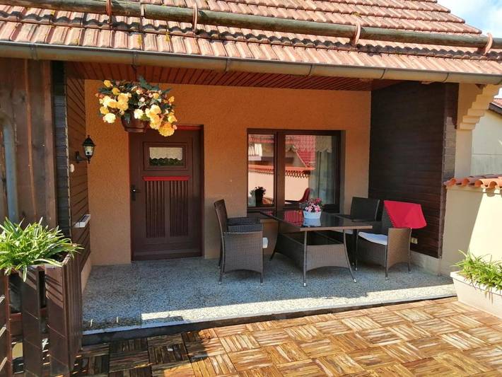 Ferienwohnung für 3 Personen, mit Terrasse und Garten sowie Pool in Brotterode-Trusetal