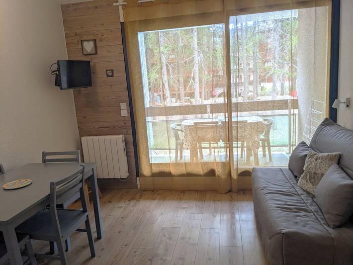 Estudio entero, Estudio a pie de pistas para 4 personas con gran balcón in La Joue du Loup, Dévoluy (comuna)