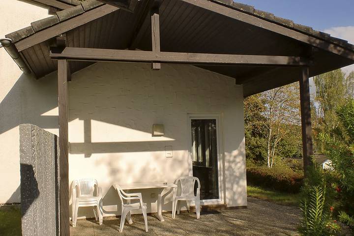 Ferienhaus für 4 Personen, mit Terrasse und Garten sowie Ausblick in Biersdorf am See
