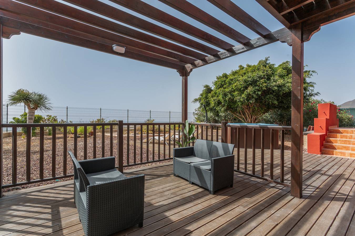 Casa vacacional 'Justo El Desierto' con vistas al mar, terraza compartida y Wi-Fi in Granadilla de Abona, Tenerife Sur