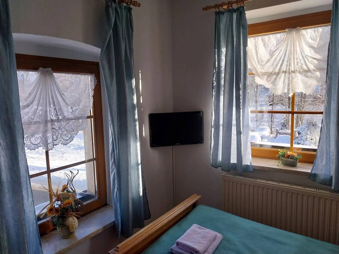 Zimmer 2 – Einzelzimmer Klein mit Bergblick, Gemeinschaftsterrasse und Wlan in Morgenröthe-Rautenkranz, Muldenhammer