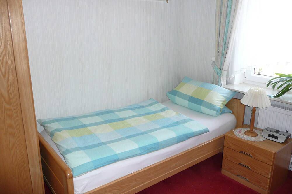 Einzelzimmer Haus Schuldt - Haus Schuldt in Mildstedt, Nordfriesland