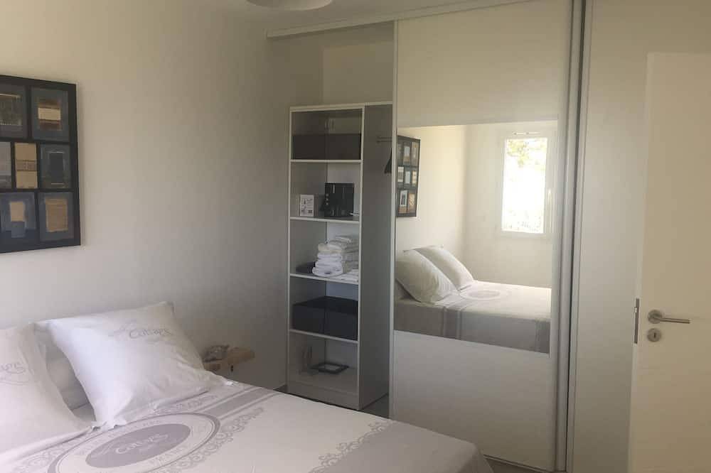 Charmant T2 de 40m2 en rez de villa, neuf, tout équipé, jardin privatif attenant in Afa, Région d'Ajaccio