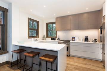 Chalet for 10 Guests in Whistler, Whistler Blackcomb, Picture 4