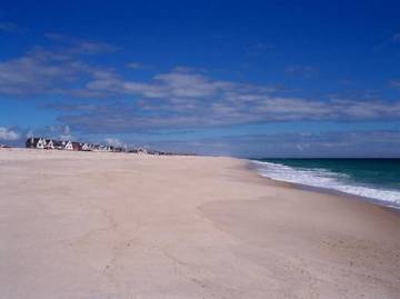 Cottage for 8 Guests in Westhampton Beach, North Fork, Picture 4