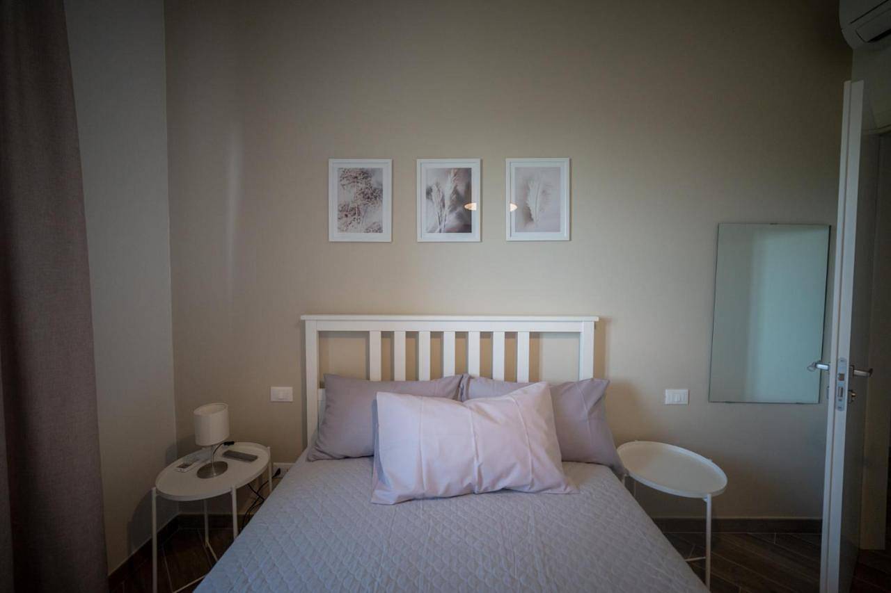 Double Room with Private Bathroom in Livorno, Etruskische kust