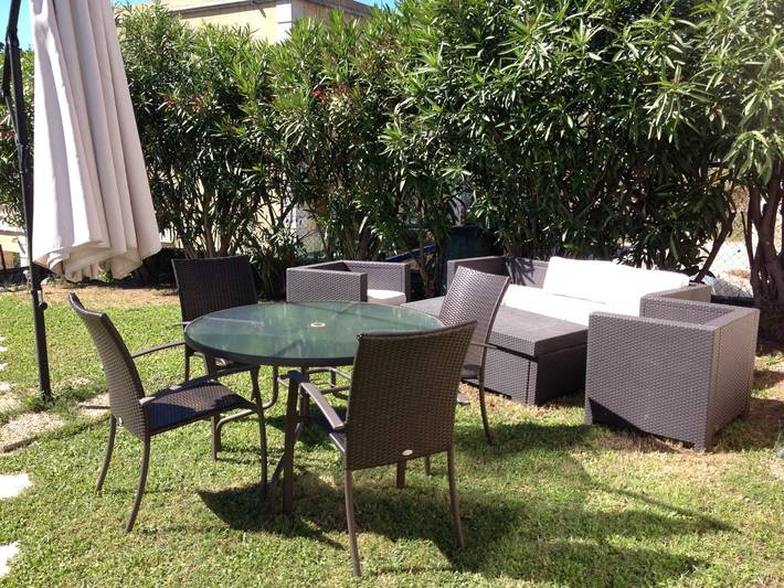 Gîte pour 4 personnes, avec terrasse ainsi que piscine et jardin à Vallauris - 2