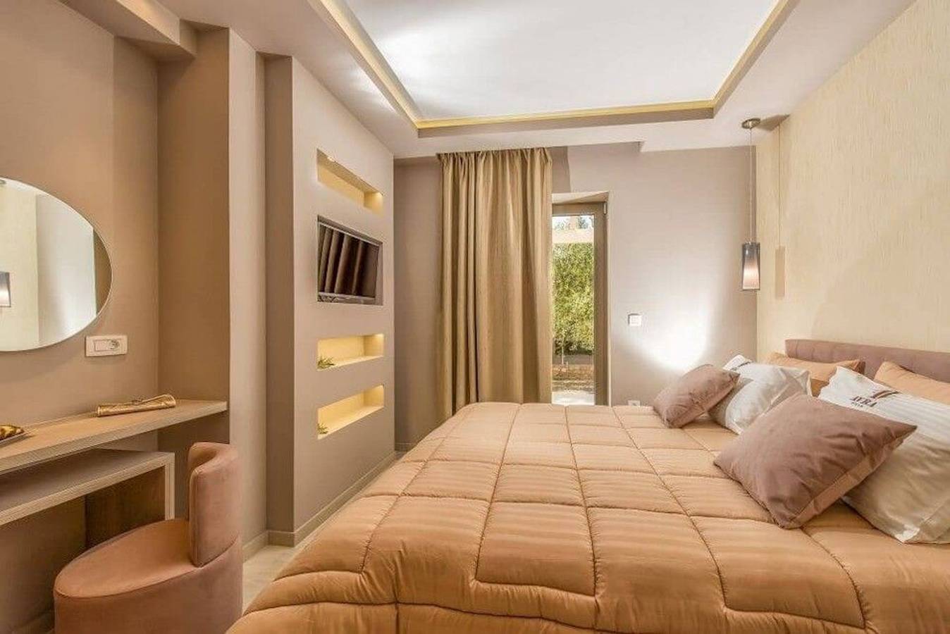 Villa für 8 Personen mit Balkon in Keri, Laganas