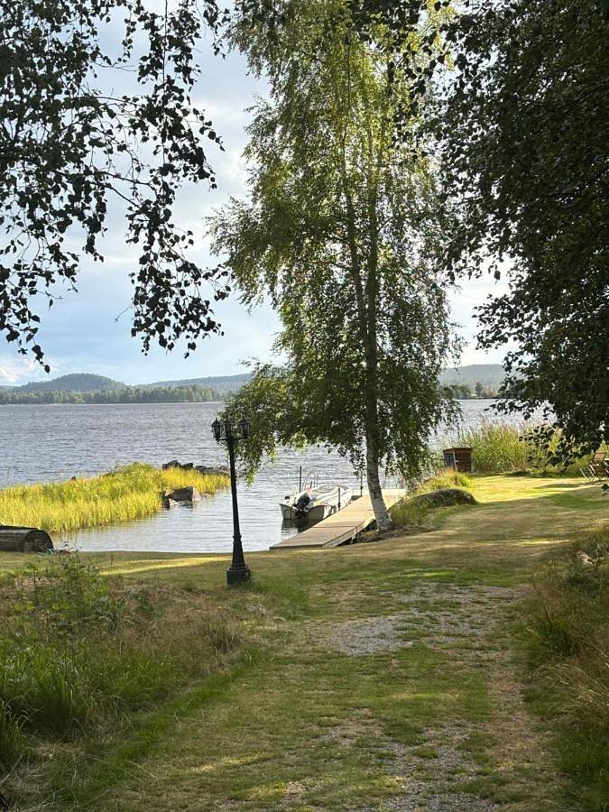 Ferienhaus für 4 Personen, mit Garten und Seeblick sowie Ausblick - 1