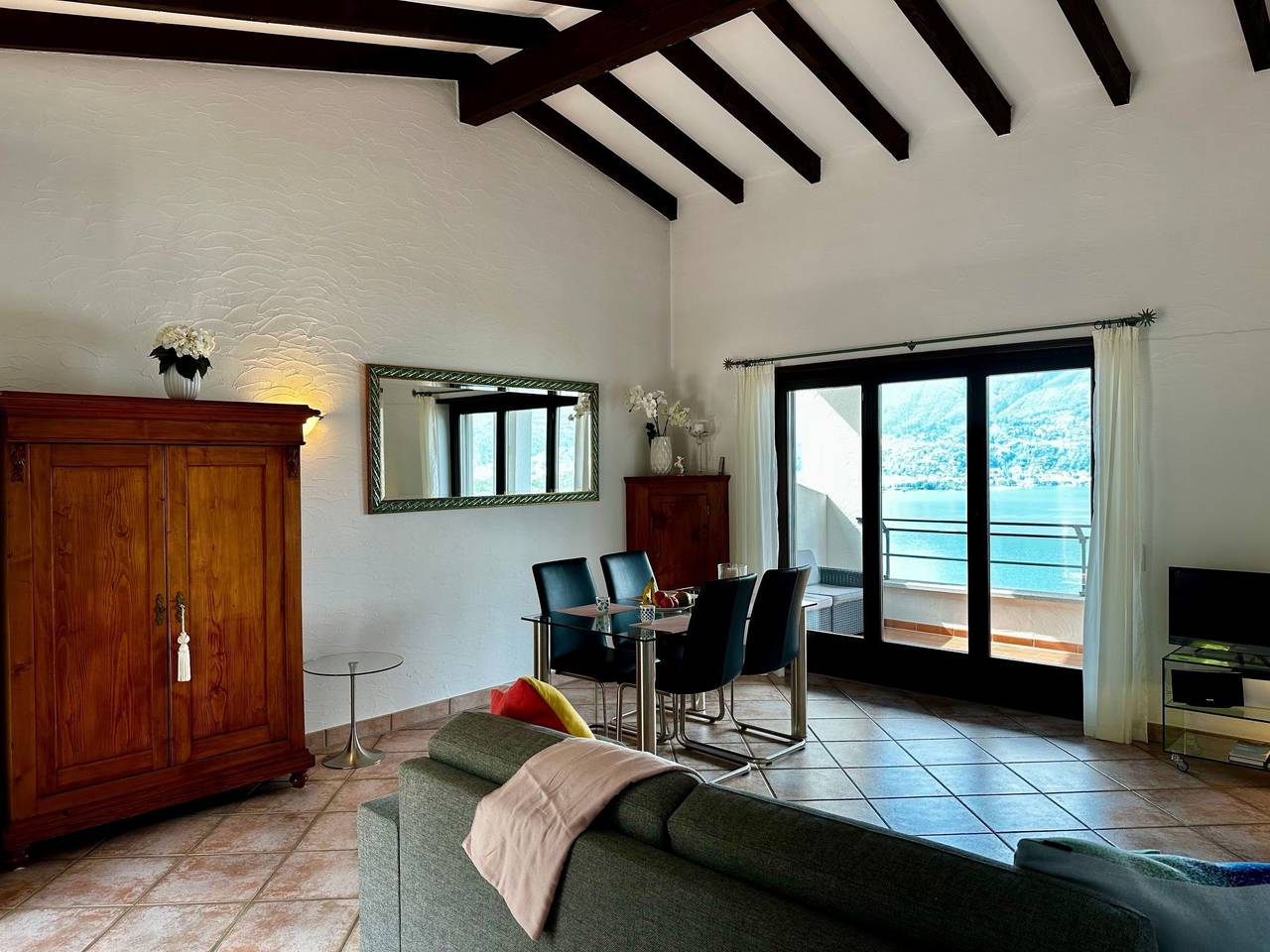 Ganze Wohnung, Residenza Viramonte - Casa Bianca, Wohnung 19 in Piazzogna, Gambarogno