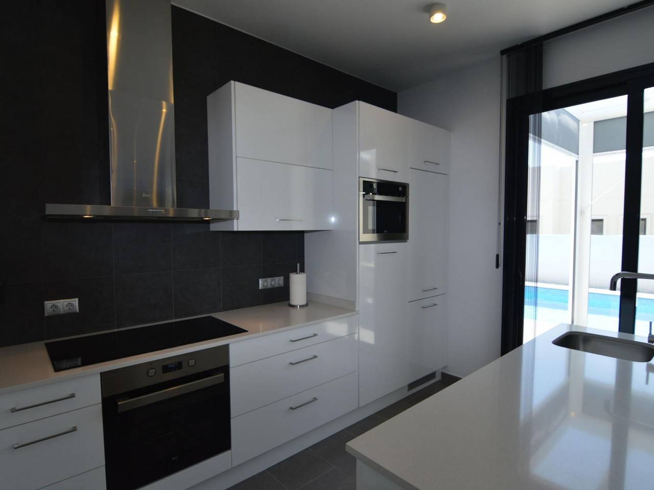 Modern Villa in San Fulgencio Valencia with Private Pool in San Fulgencio, Costa Blanca