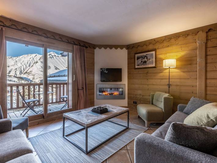 Appartement de vacances pour 8 personnes, avec piscine et sauna ainsi que balcon et jacuzzi