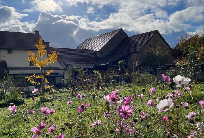Gîte pour 6 personnes, avec Terrasse ainsi que Jardin et Vue à Darcey