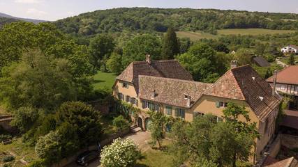 Gîte pour 4 personnes, avec jardin à Bœrsch