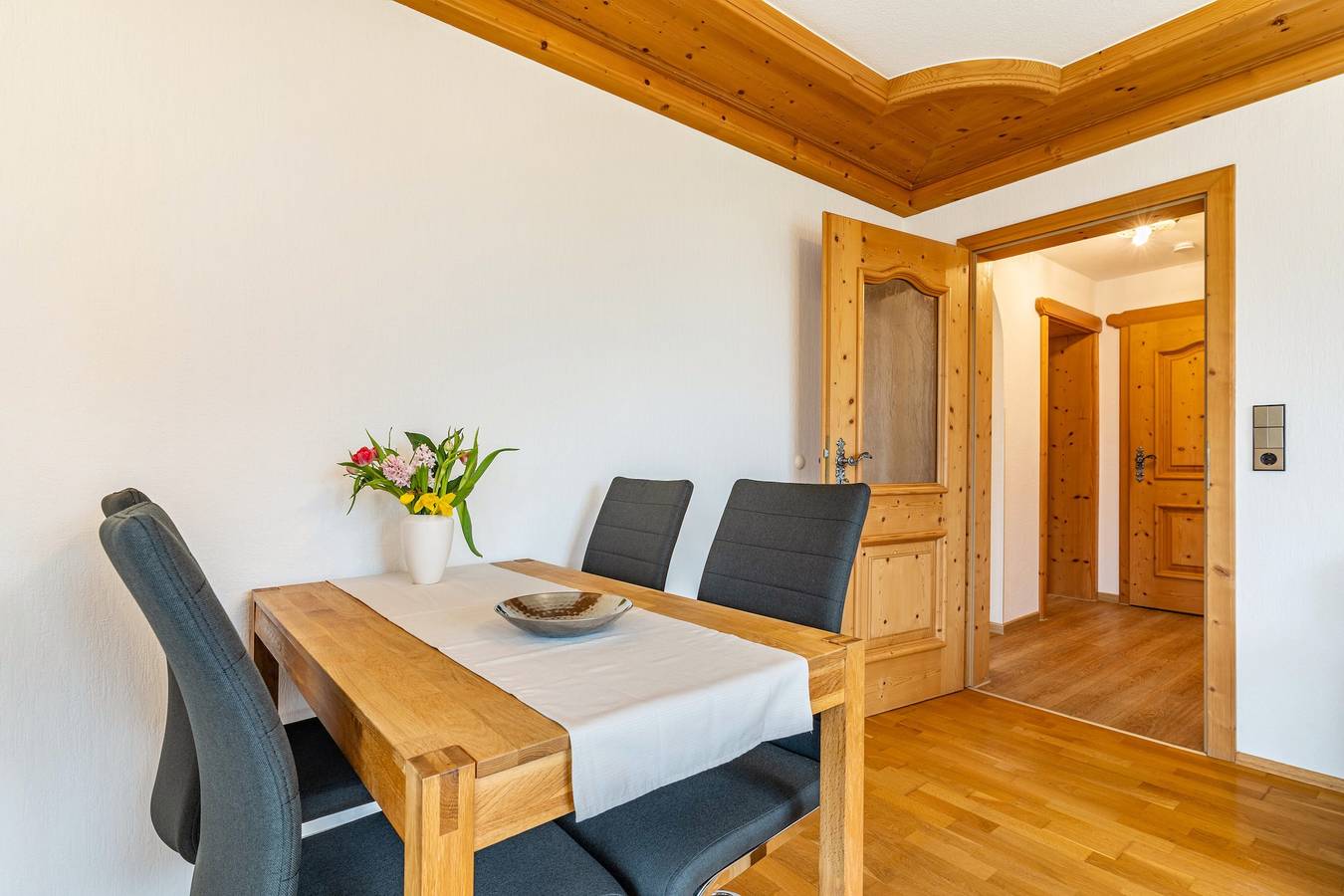 Ganze Wohnung, Ferienwohnung Schwarzwald" mit Bergblick, gemeinsamer Terrasse und Wlan in Baiersbronn, Mittlerer Schwarzwald
