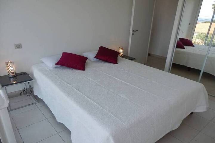 Villa pour 8 personnes, avec jardin et piscine dans Saint-Aygulf - 4
